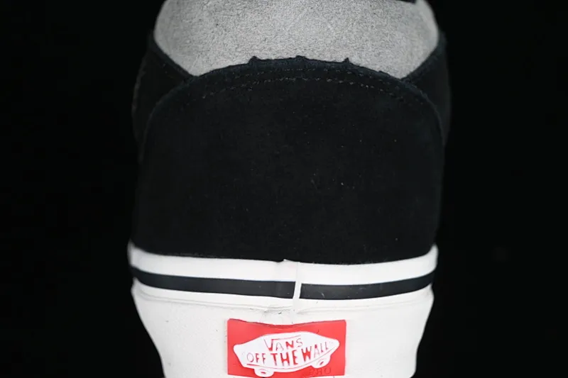 All Categories Vans Vans Series Vans Mid Vans China Vans Half Cab Pro Links Black Gray Vans Official Retro Casual Simple Versatile Skateboard Shoes VN0A38CP2LA